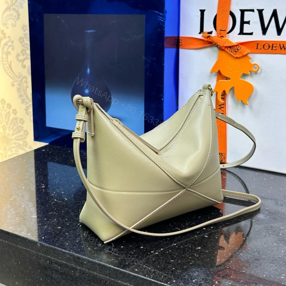 View 3 of 高仿Loewe*Fold系列9584小牛皮手提單肩包黏土綠免檢版