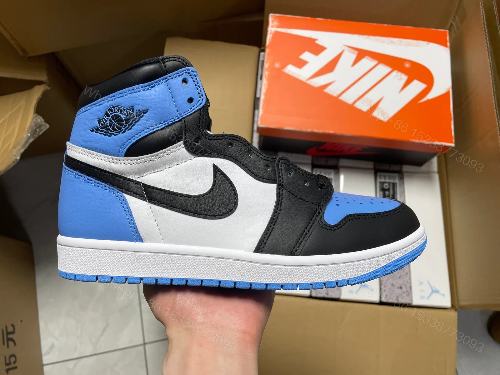 Jordan 1 Retro High OG UNC Toe — view 1