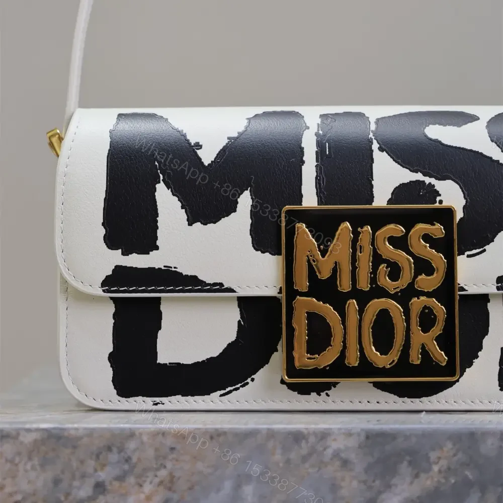 View 3 of 高仿Dior*Miss系列M261M933小牛皮塗鴉字面腋下包白色免檢版