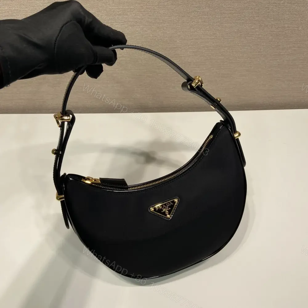 View 4 of 高仿Prada*Arque系列1BC194半月單肩包黑色免檢版