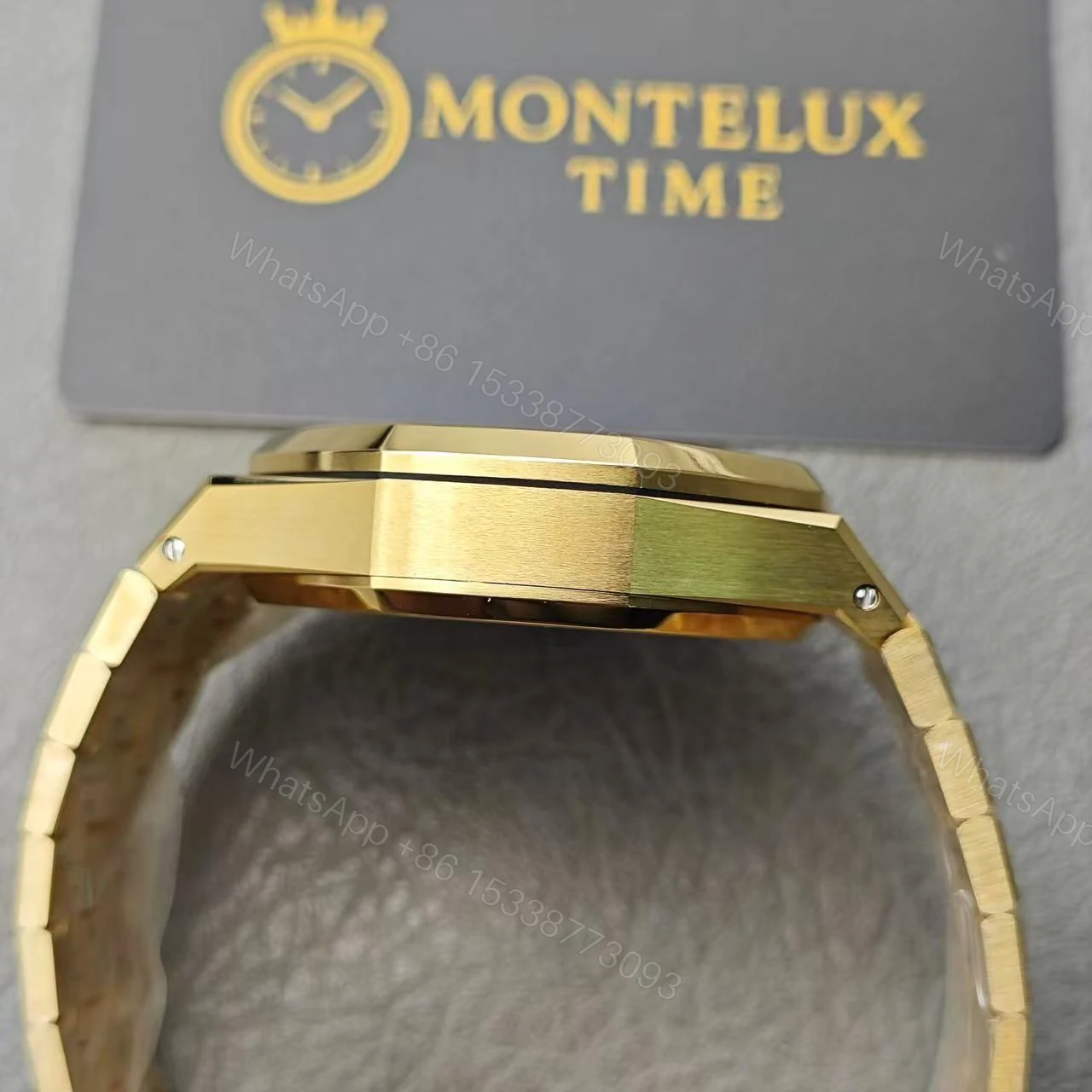View 8 of Replica Swiss Audemars Piguet Royal Oak Chronograph Yellow Gold & Smoked Champagne Dial 41mm