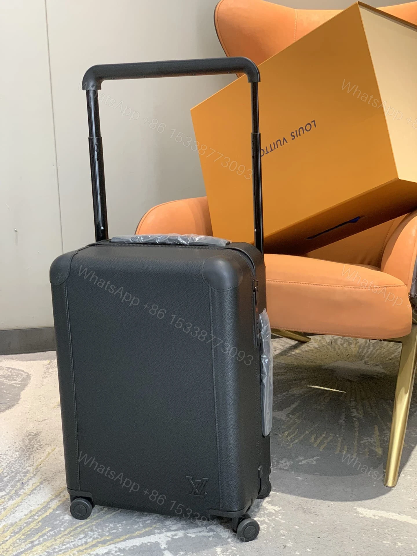 View 2 of Louis Vuitton Horizon 55 Suitcase Grained Leather Black 55Cm M10240