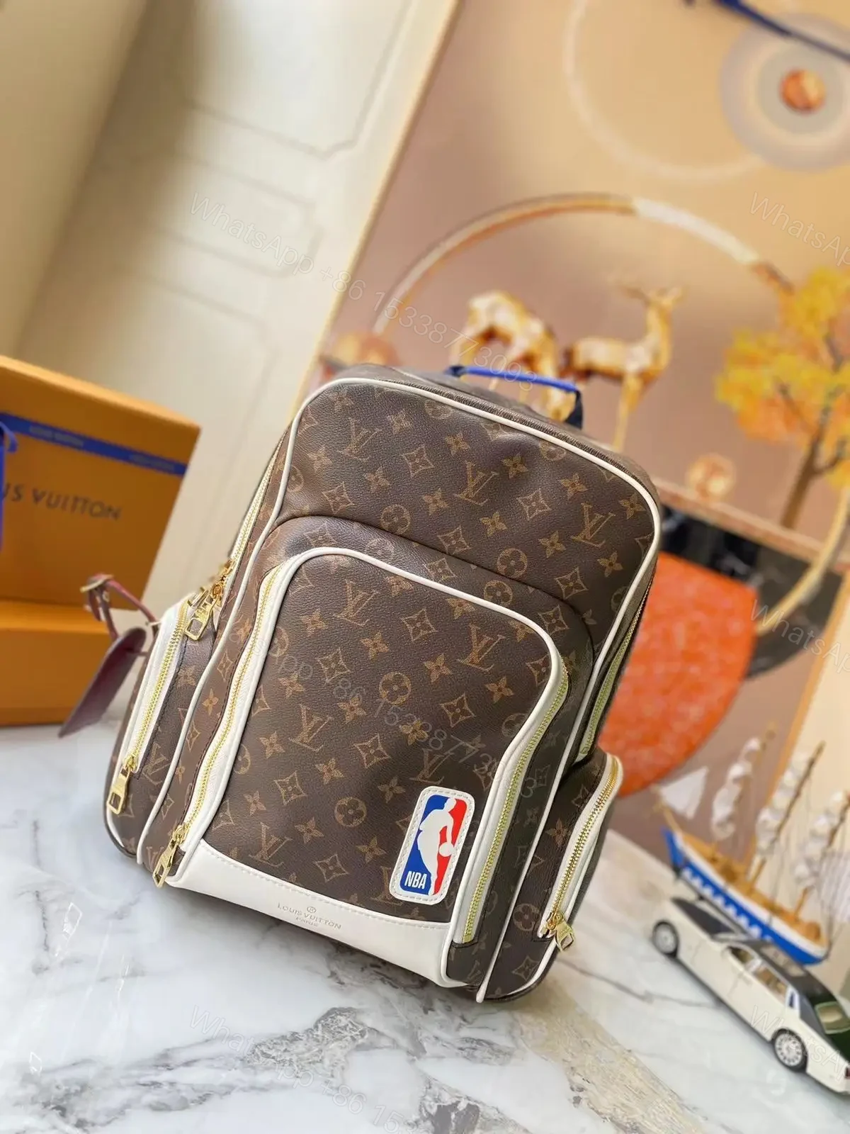 LOUIS VUITTON — view 1
