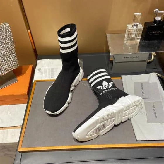 View 3 of BALENCIAGA MEN’S ADIDAS SPEED TRAINERS IN BLACK – BB211