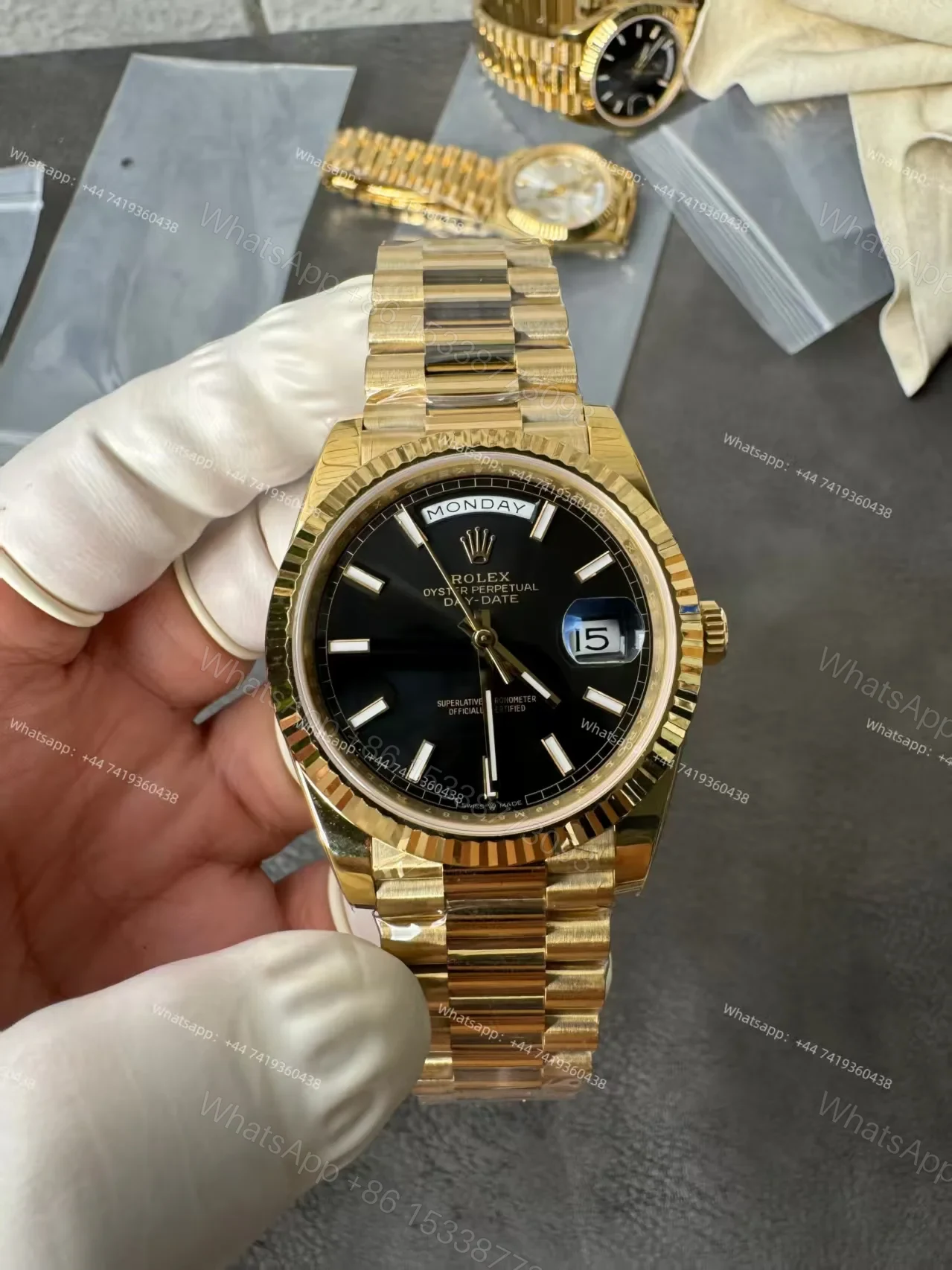 View 16 of Rolex Day-Date M228238-0067 1:1 Replica Gold Black Dial 40MM 3255 Movement Presidential Bracelet Super Clone Watch