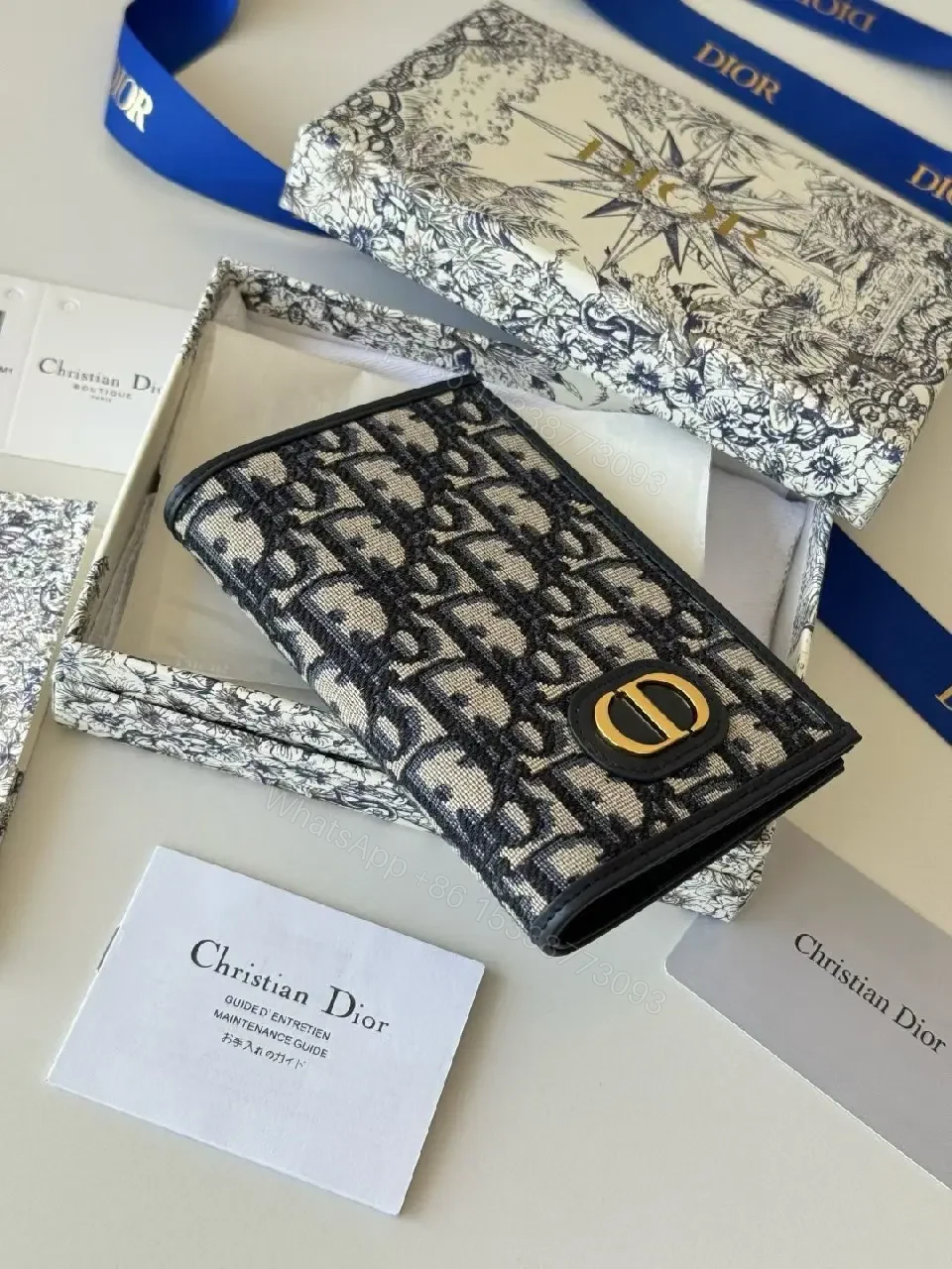 View 8 of Chic Textured Card Holder: Slim Gold-Accent Everyday Luxury