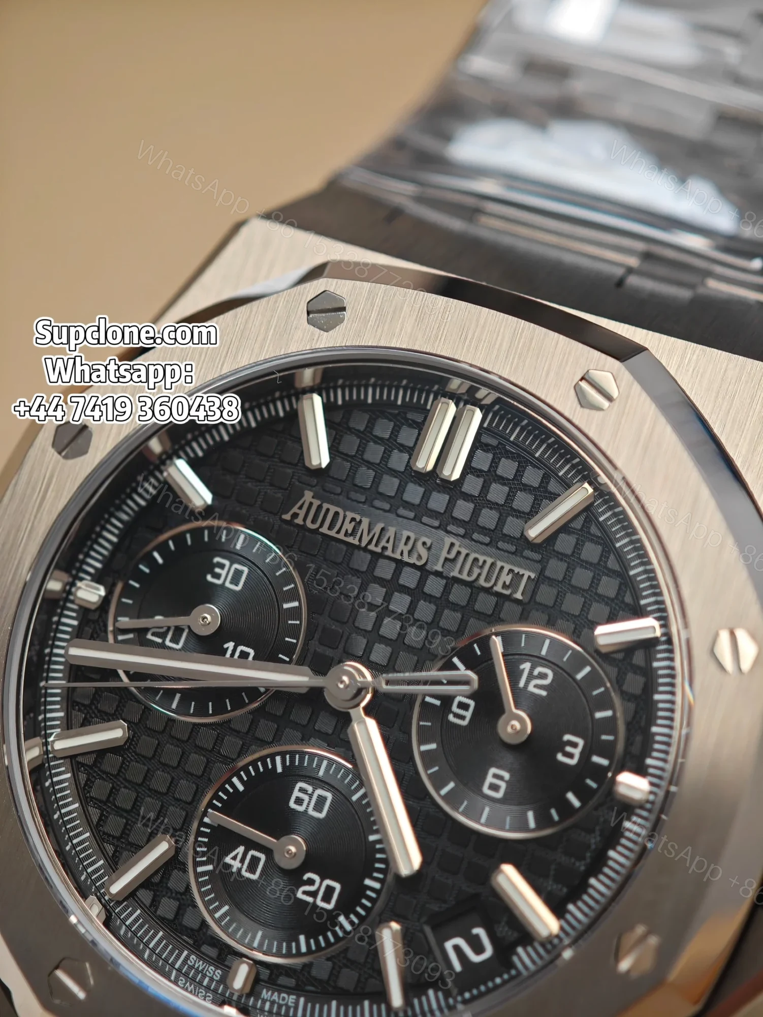 View 27 of Audemars Piguet Super Clone Royal Oak Black Dial 26240 Chronograph 41mm