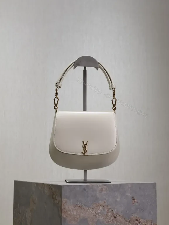 Chic Leather Crossbody Bag â€” Gold Hardware, Everyday Luxe — view 1