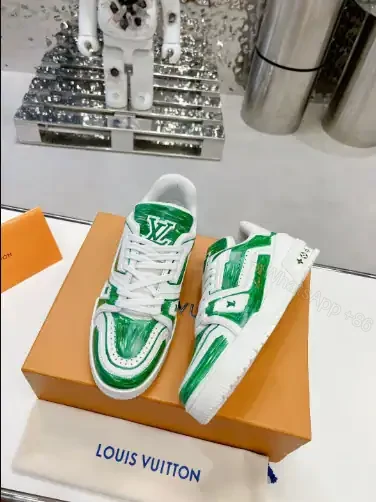 View 6 of LOUIS VUITTON TRAINER SNEAKERS IN GREEN AND WHITE – LSVT342