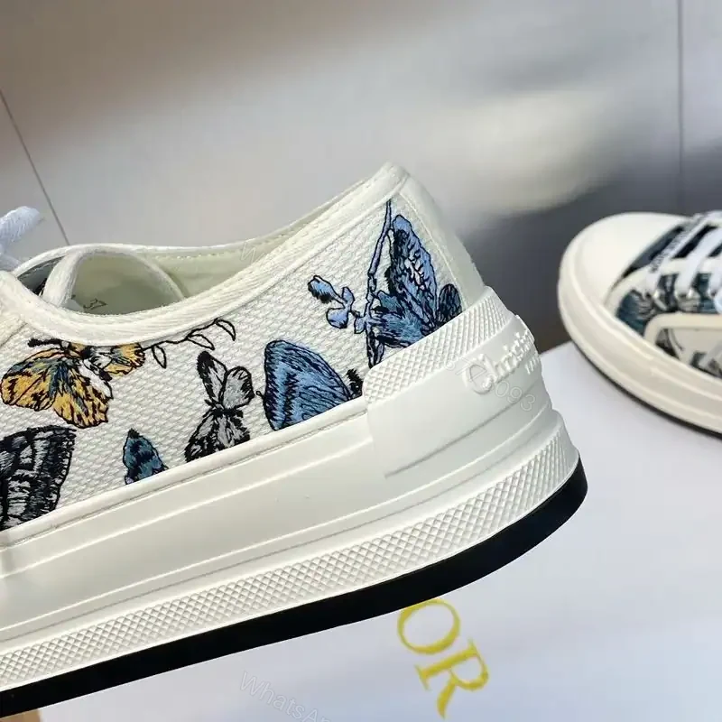 View 4 of WALK’N’DIOR PLATFORM SNEAKERS UNISEX TOILE DE JOUY MEXICO EMBROIDERED WHITE/BLUE – CD152