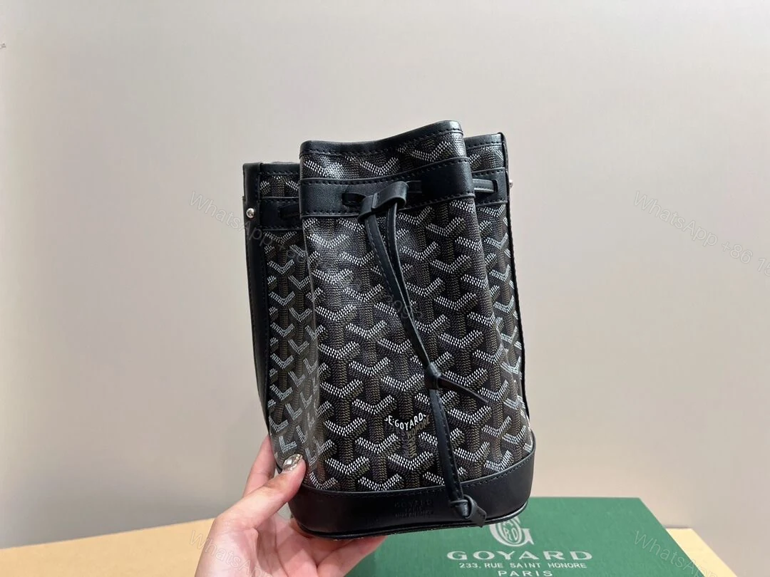 View 5 of GOYARD GOYARDINE PETIT FLOT BUCKET BAG BLACK 23CM PEFLOTPMLTY01CL01P