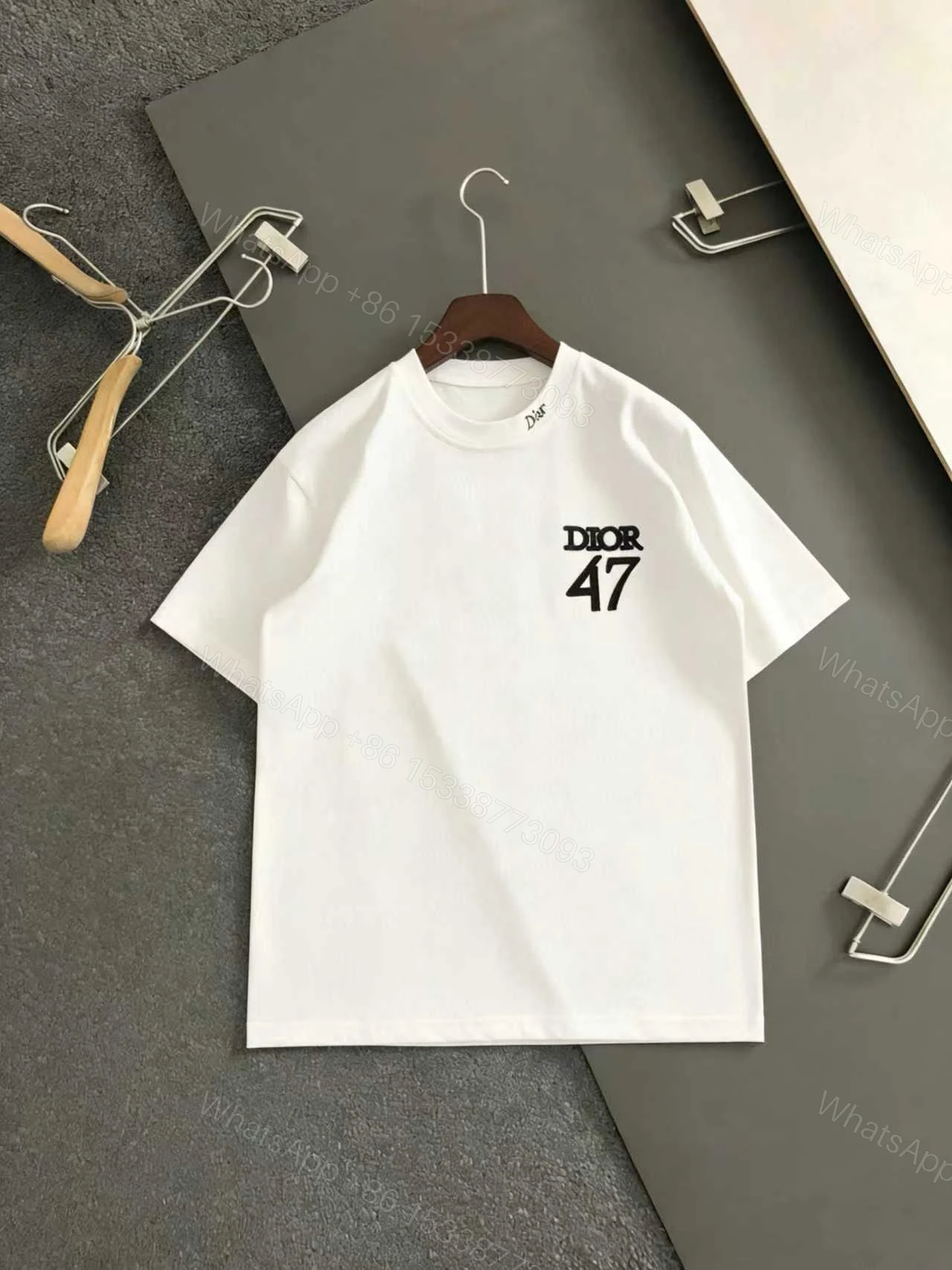 Dior高仿47字母刺繡白色短袖T恤潮流休閒款 — view 1