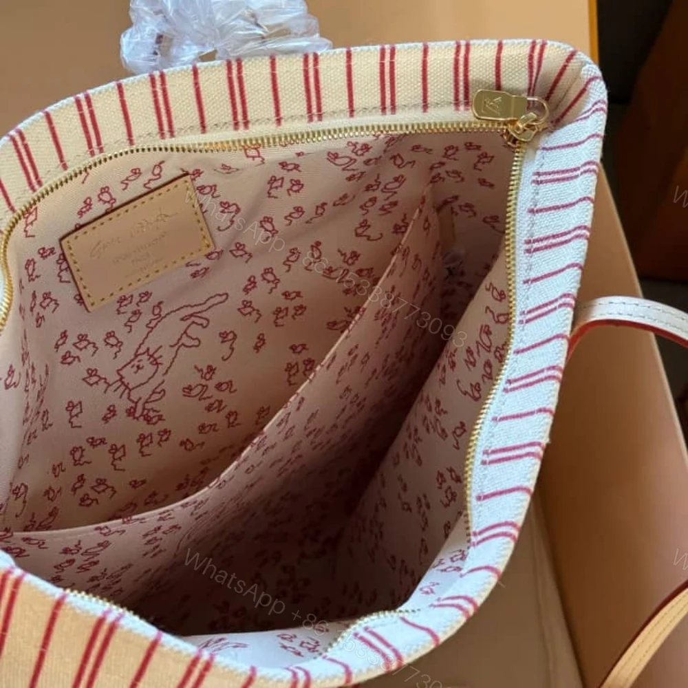 View 9 of LOUIS VUITTON CARRY IT BEIGE 37CM M15121