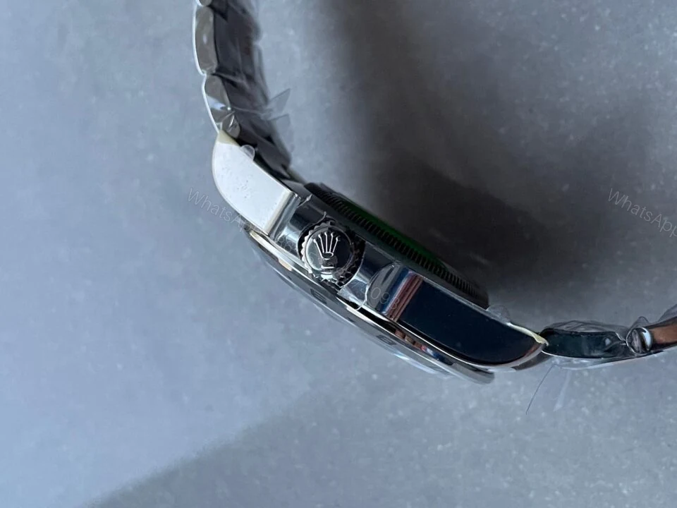 View 8 of JVSF Factory 1:1 Rolex Explorer II 42mm 226570 904L SS Best Edition Black Dial VR3285