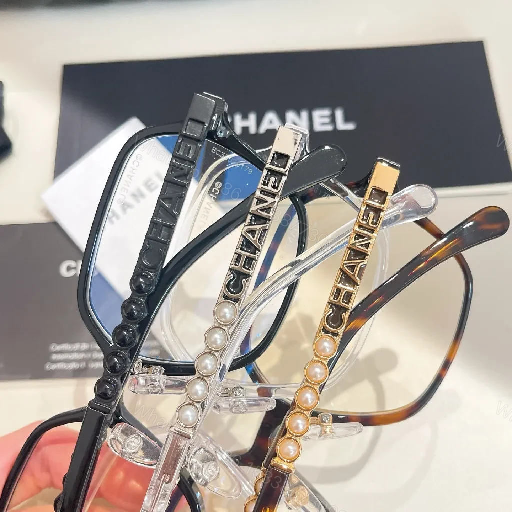 View 4 of Transparent Frame Reading Glasses: Modern Luxury, Lightweight Comfort