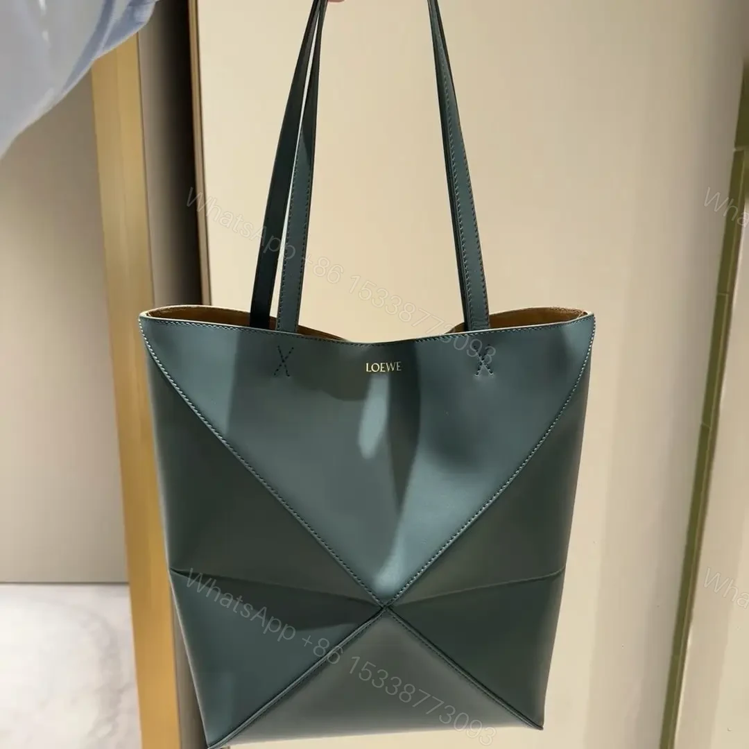 View 18 of 高仿Loewe*Fold系列4535小牛皮Tote手袋綠色中號免檢版