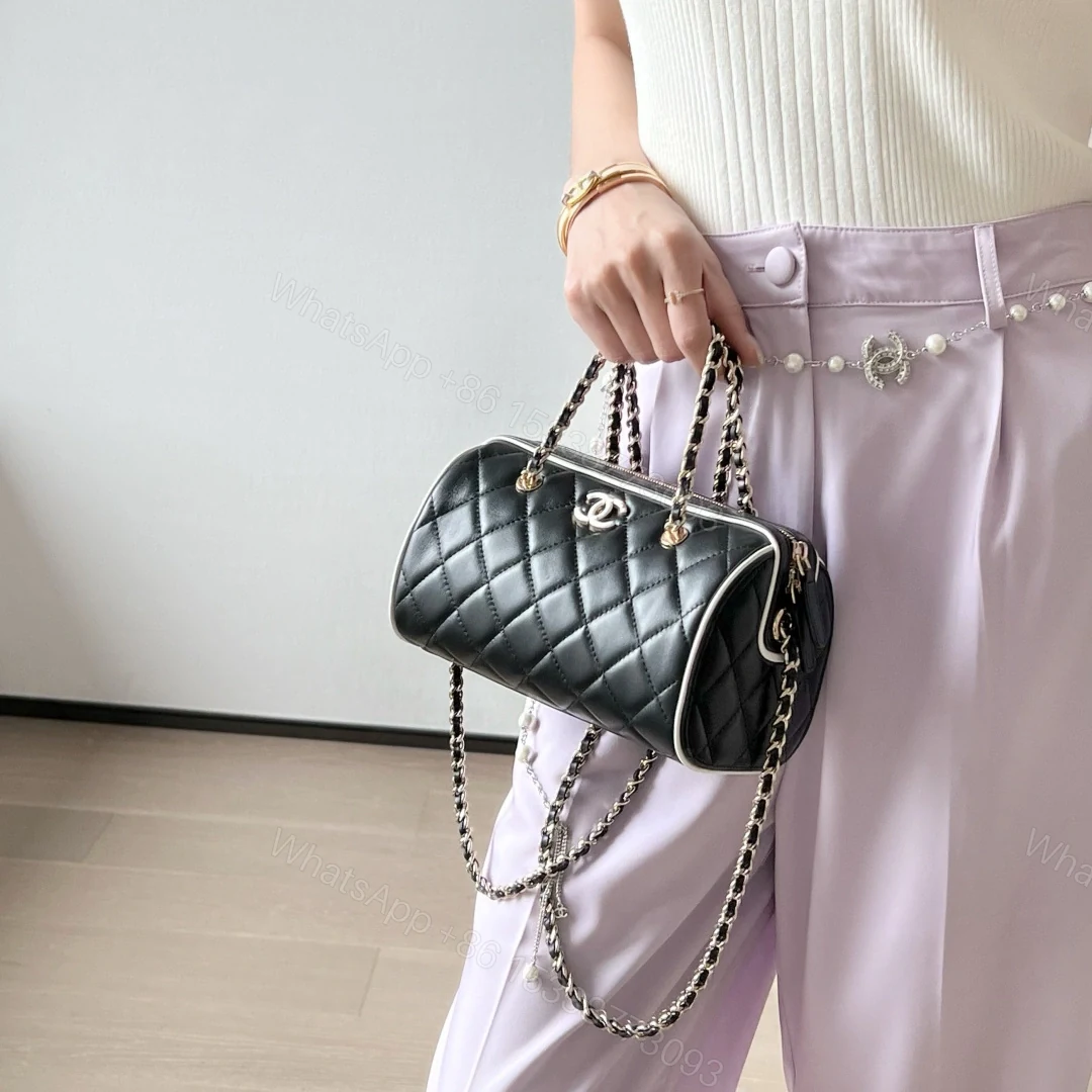 View 24 of 高仿Chanel*25P系列AS4515小羊皮拼色單肩包小號免檢版