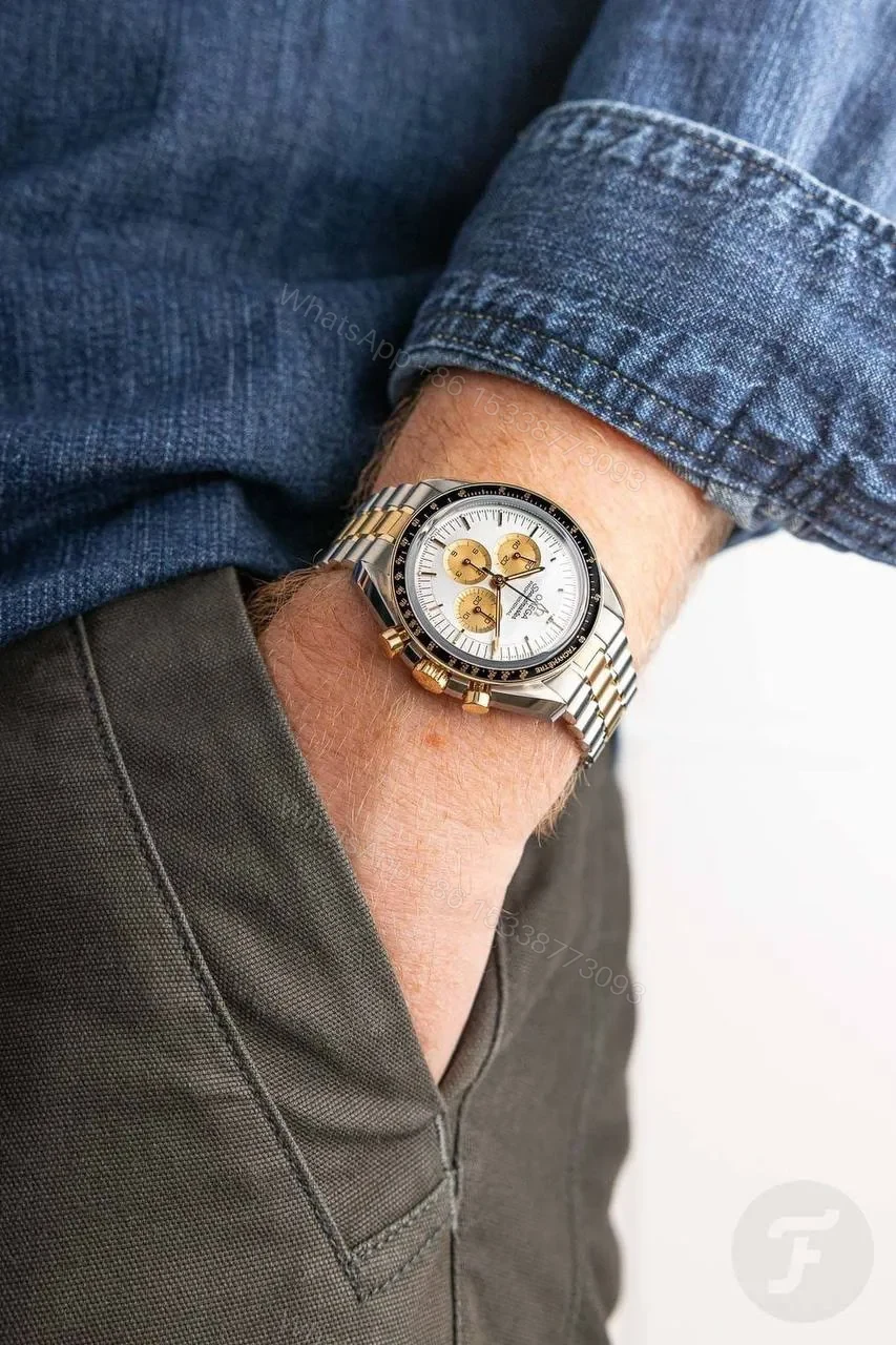 View 4 of Omega Speedmaster Bi-Metal Moonwatch