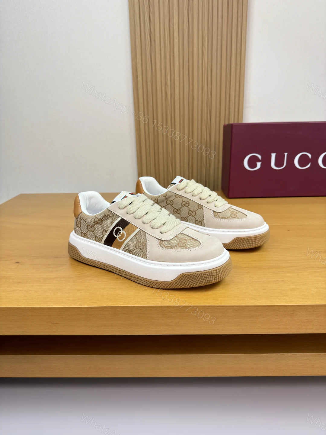 Gucci高仿男款老花運動鞋 奶茶拼色設計百搭復古街頭感 — view 1
