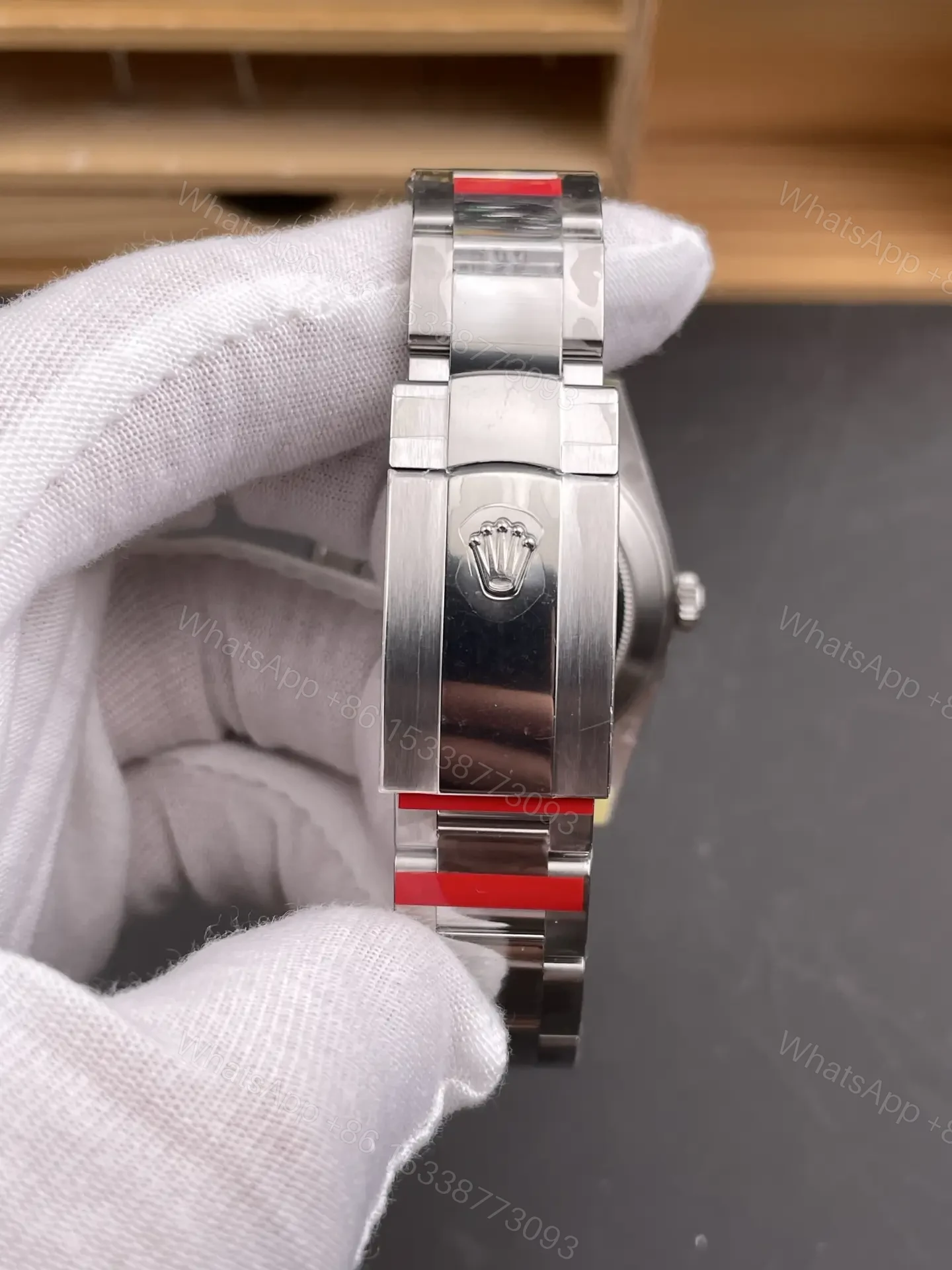View 8 of Rolex Datejust 41 Stainless Steel Fluted Oyster Dark Rhodium – Diamond 126334-0005