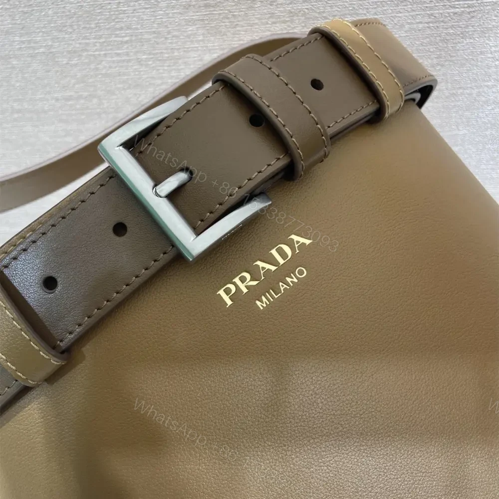 View 8 of 高仿Prada*Buckle系列1BE085小牛皮水桶包焦糖色免檢版