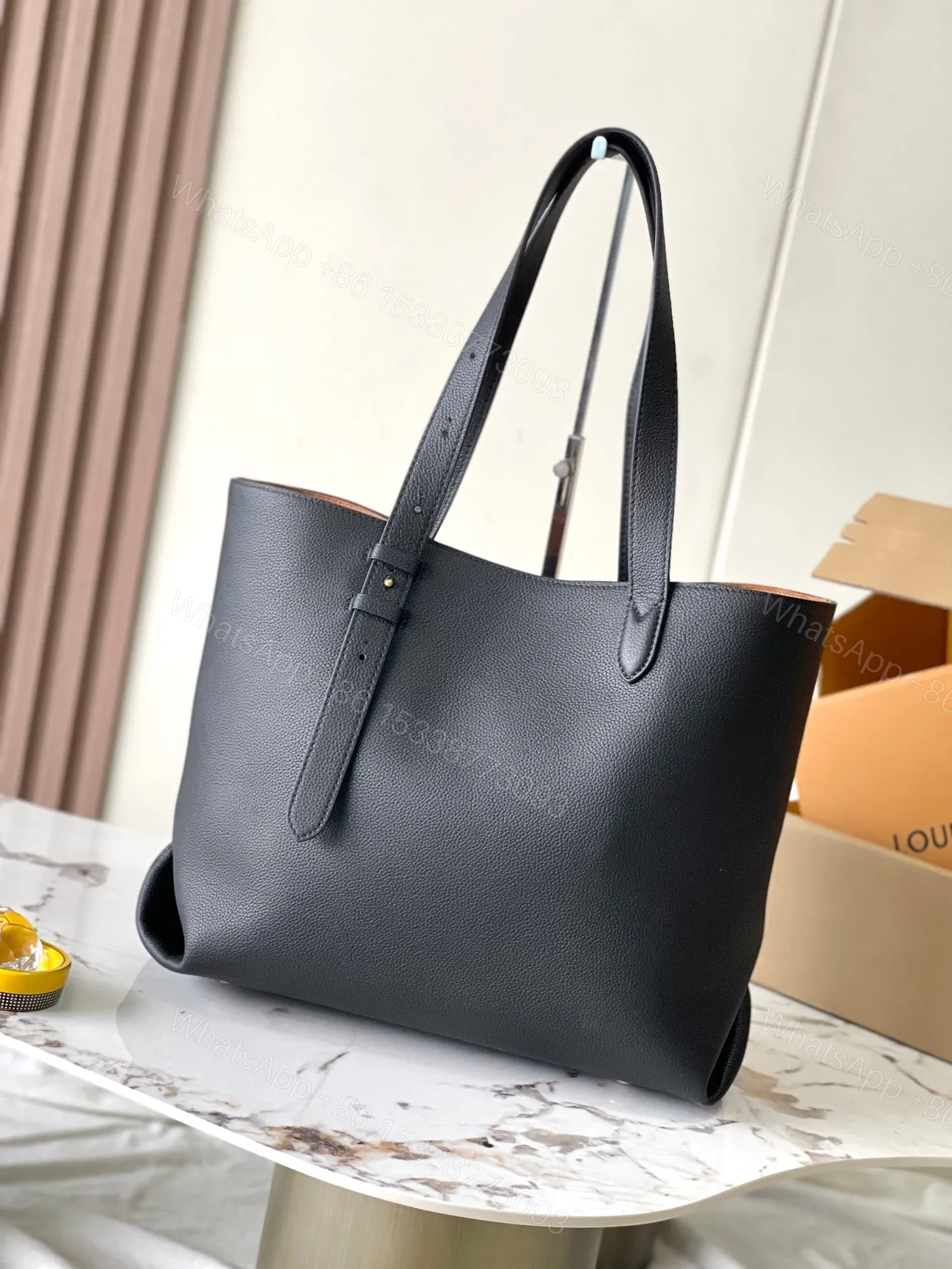 View 3 of LV Low Key Cabas MM Black Colour
