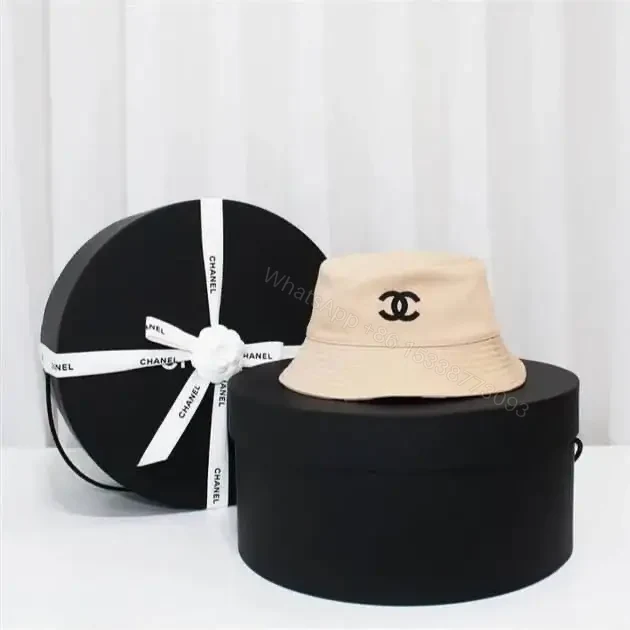 CHANEL — view 1