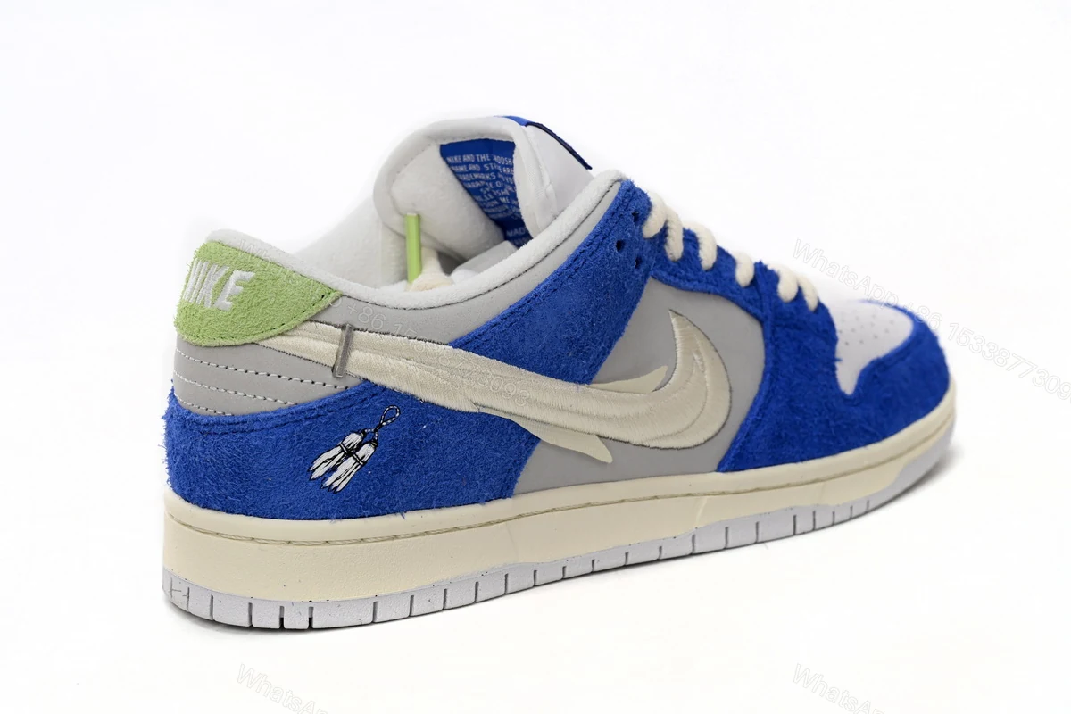 View 3 of Nike Dunk Low Mag Nolia 14 DQ5130-400