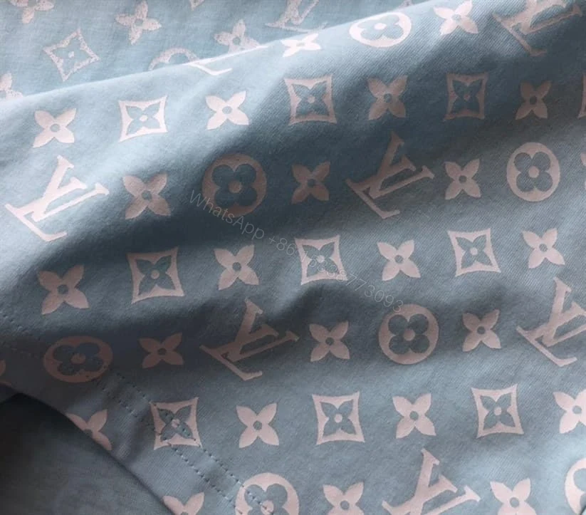 View 5 of LOUIS VUITTON MONOGRAM GRADIENT T-SHIRT – LV16