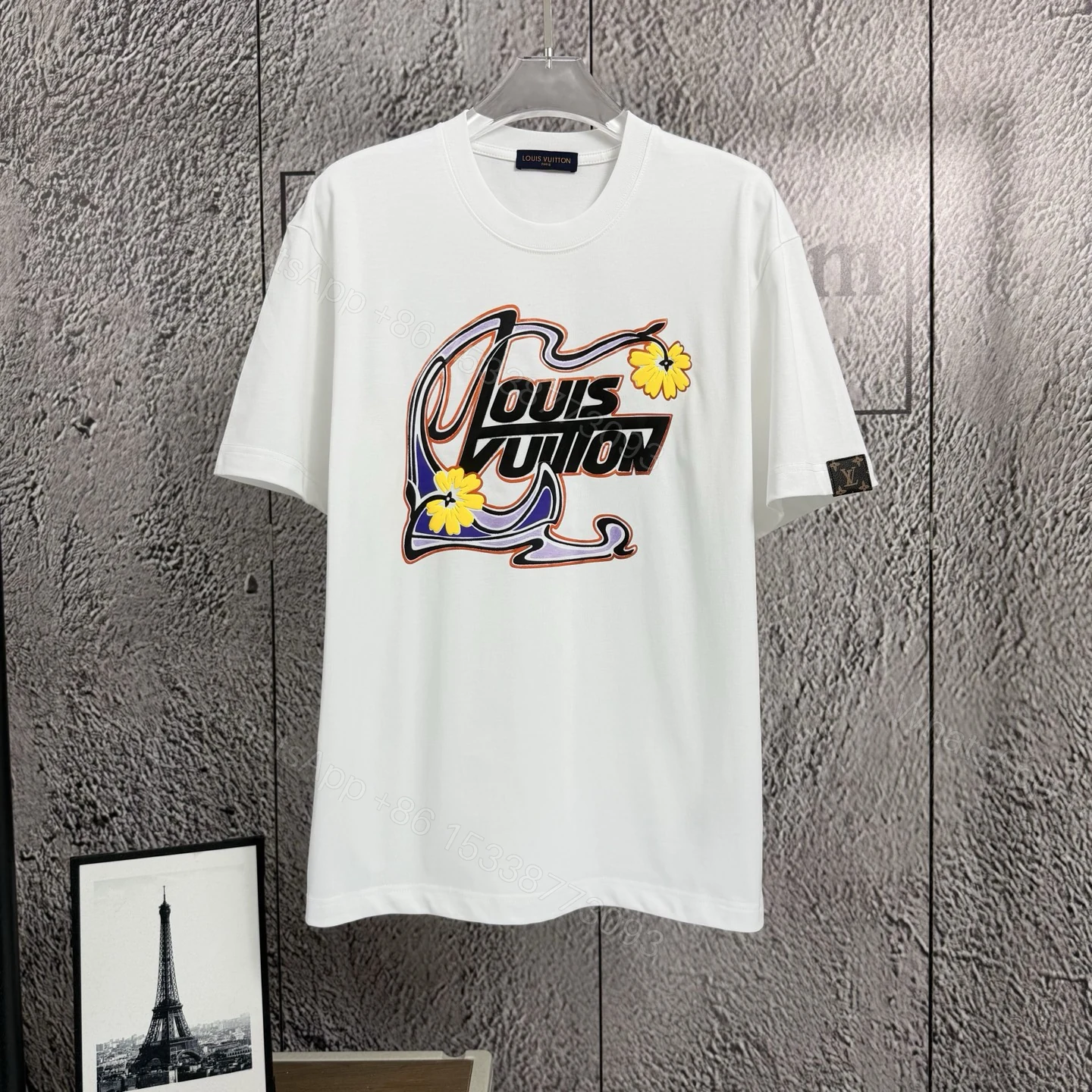 LV A貨 男款 花卉字母印花短袖T恤 潮流設計百搭款 — view 1