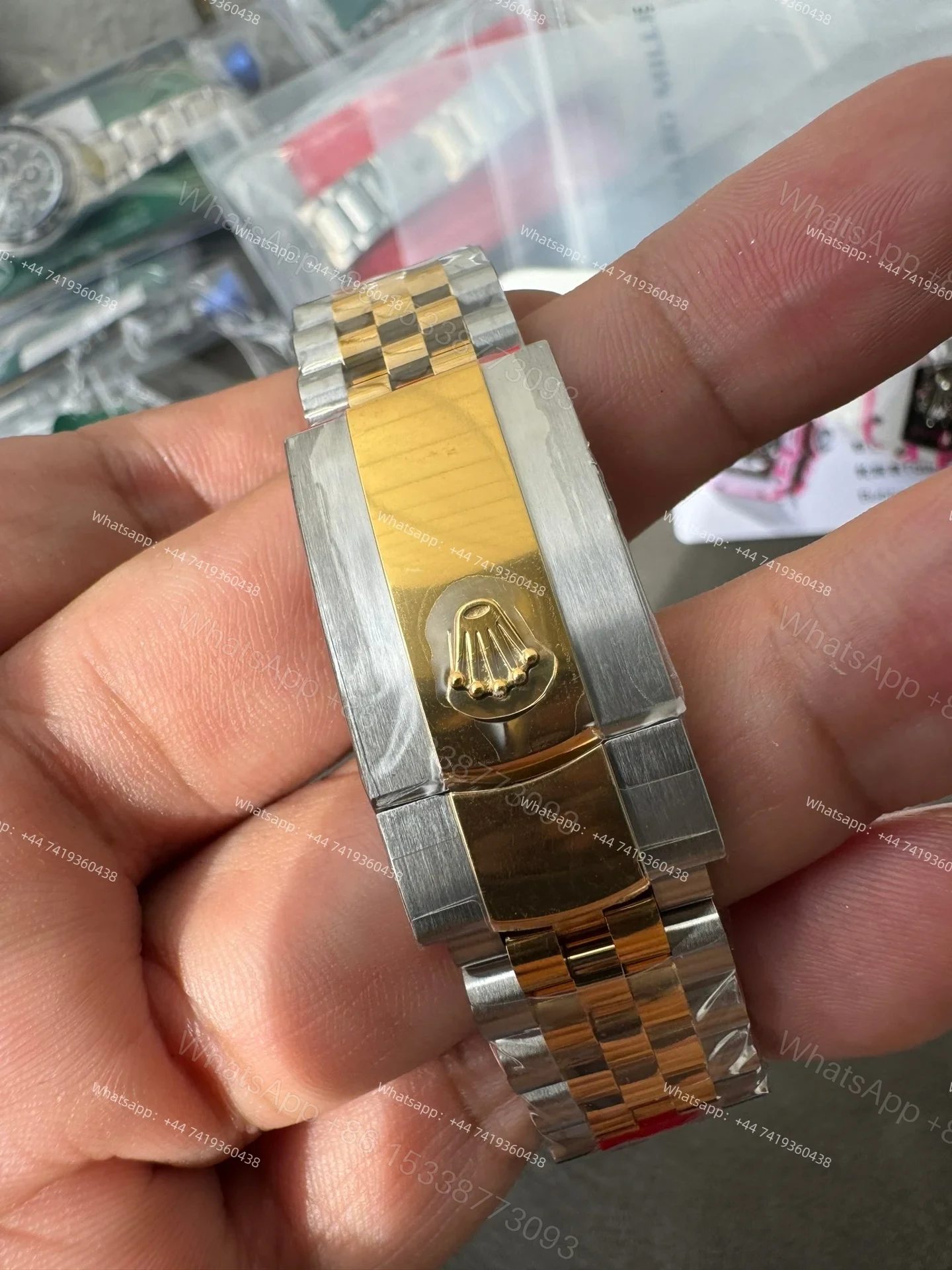 View 10 of Rolex Datejust M126333-0022 Water Ripple Gold Dial 1:1 Replica Jubilee 41MM 3235 Movement Super Clone Watch