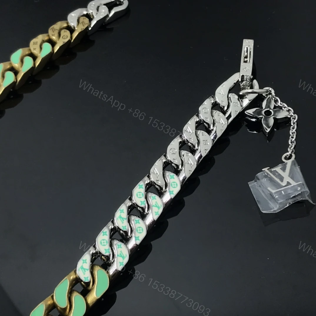 View 4 of EN – Lux LV Necklaces 038