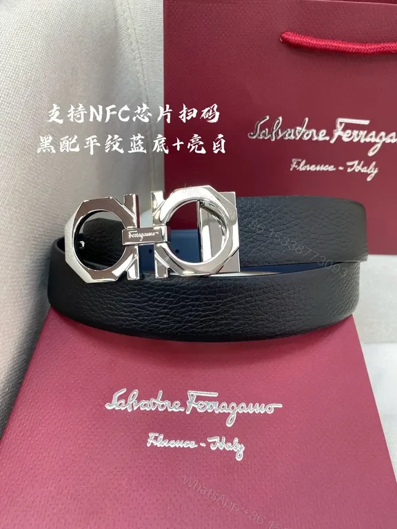 Iconic Gancini Belt: Italian Leather, Timeless Silver Buckle — view 1