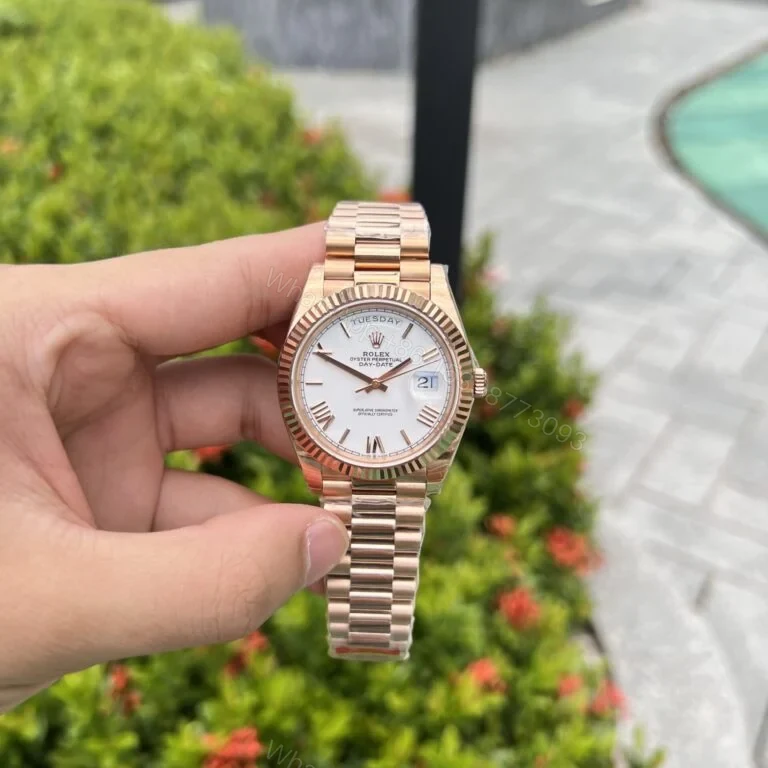 Replica Rolex Day-Date 40 Black Dial — view 1