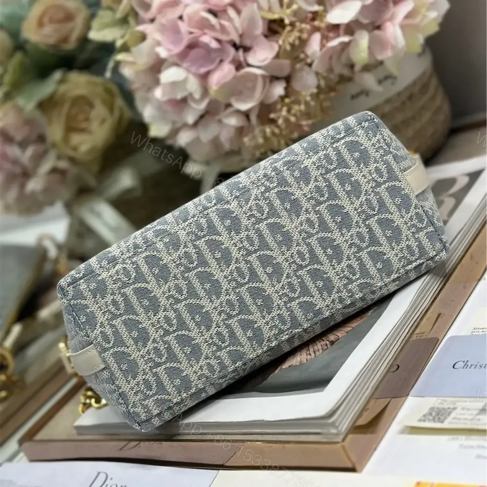 View 6 of 高仿Dior*StarHobo系列S320M925鏈條手袋灰色免檢版
