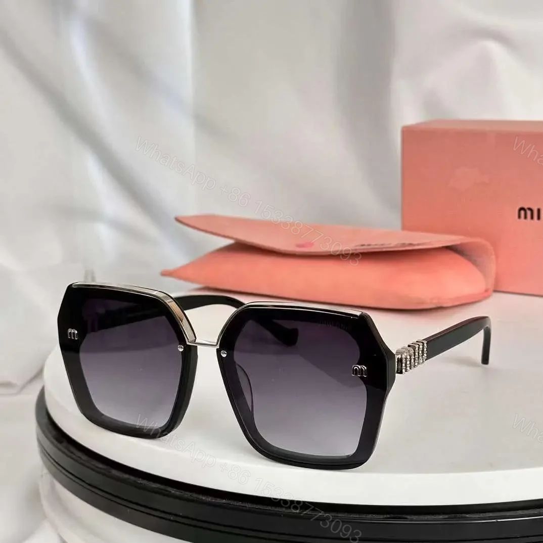 MIU MIU — view 1