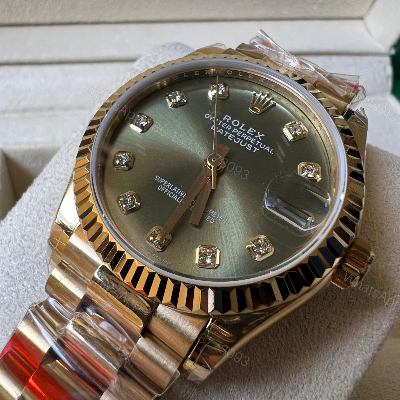 View 3 of Design Rolex DATEJUST 31 mm medium size