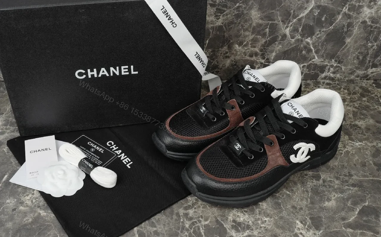 Black Leather Luxury Sneakers with Suede Trim, City-Smart Style, High-End Comfort — view 1