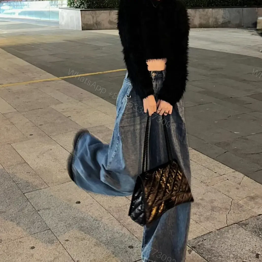 View 15 of 高仿BalenciagaCrush鏈條包小號XS