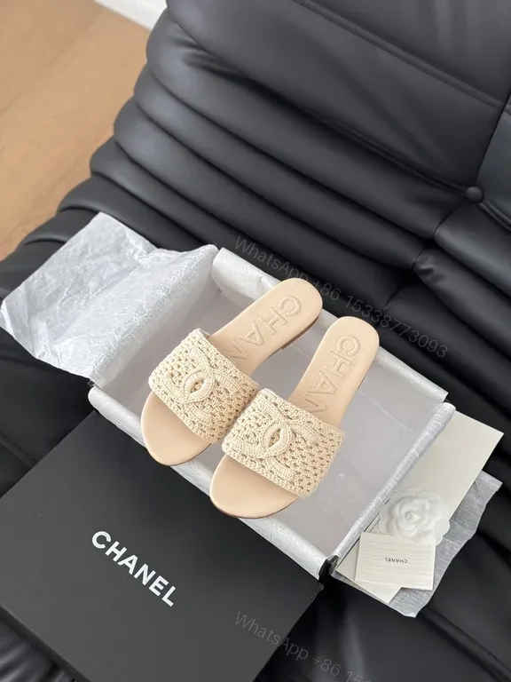 Chanel-Style Knit Slides: Luxe Comfort & Couture Detailing — view 1
