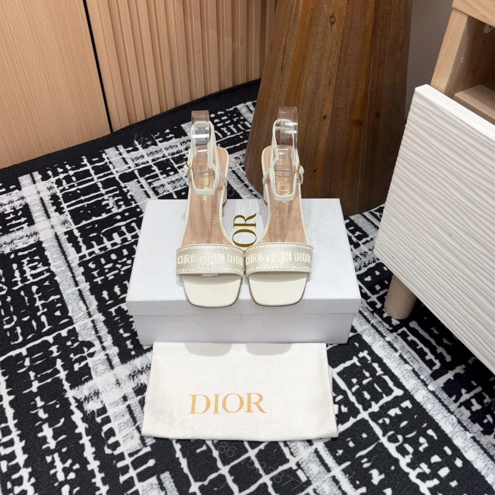高仿Dior*Dway系列KDQ853一字高跟刺繡涼鞋金色免檢版 — view 1