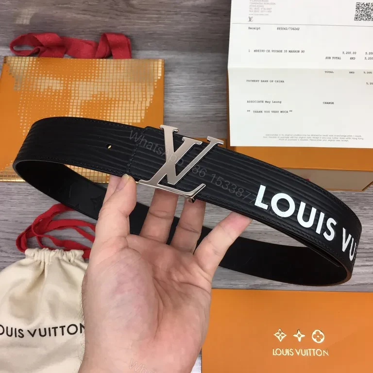 Refined Black Calfskin Belt with LV Buckle â€“ Premium Style Finally — view 1
