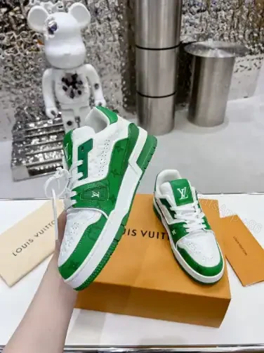 View 5 of LOUIS VUITTON TRAINE SNEAKERS IN GREEN – LSVT380