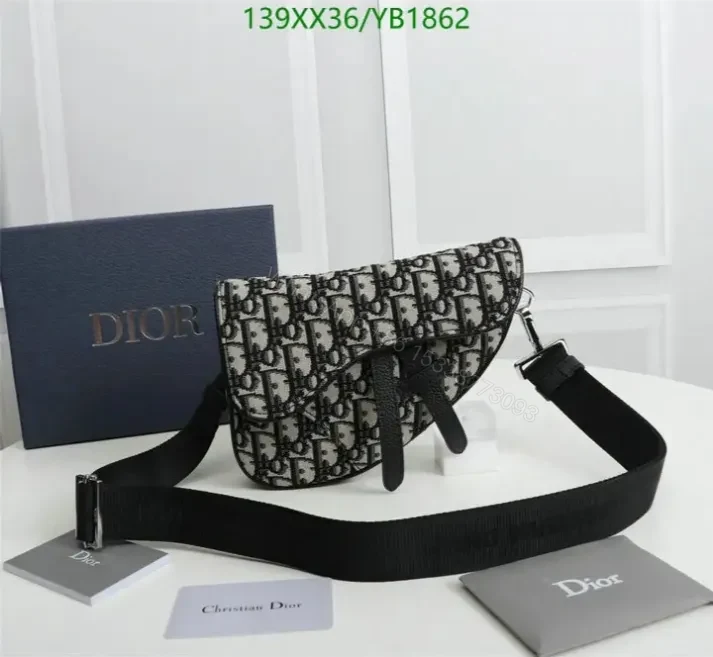 Dior Saddle Belt Bag Replica in Oblique Jacquard YB18622 – Mirror 1:1 — view 1