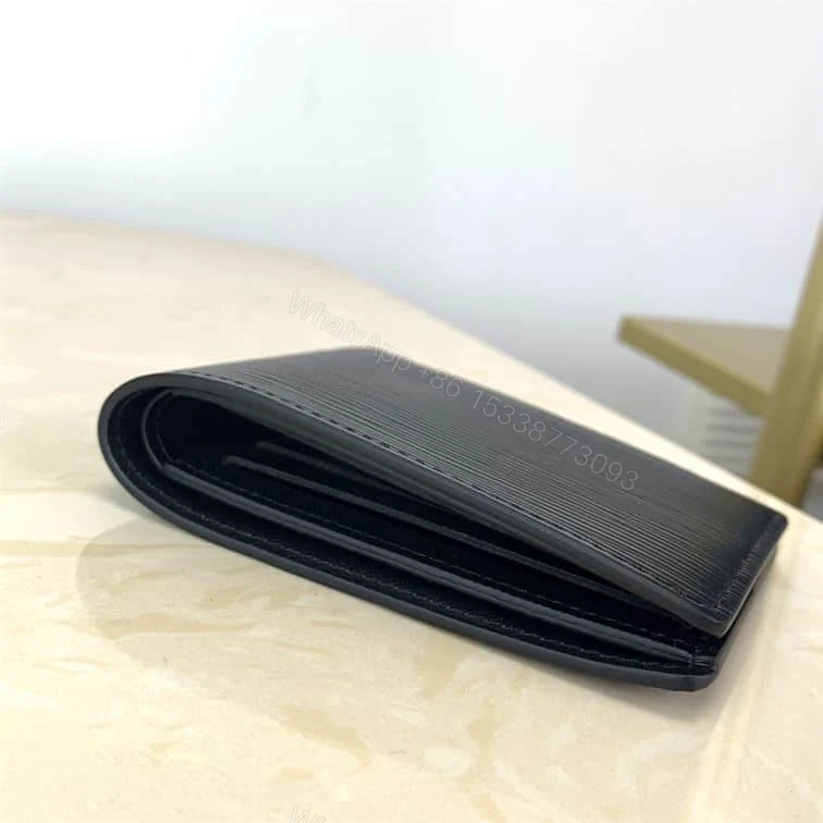 View 6 of MULTIPLE WALLET M60662