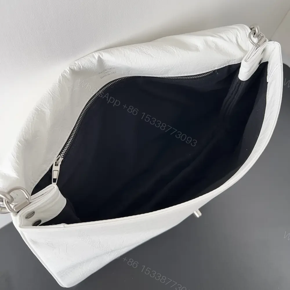 View 5 of 高仿Balenciaga*BBSolt系列腋下包白色M