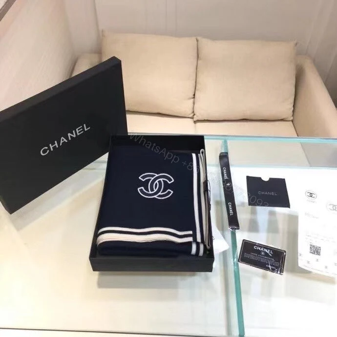 View 3 of EN – Luxury CHL Scarf 004