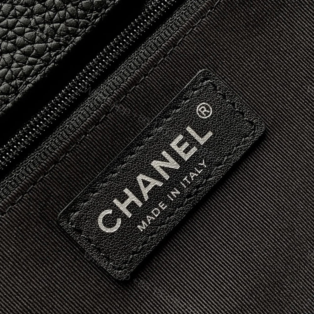 View 7 of CHANEL Executive Cerf Tote(HIGH-END GRADE)