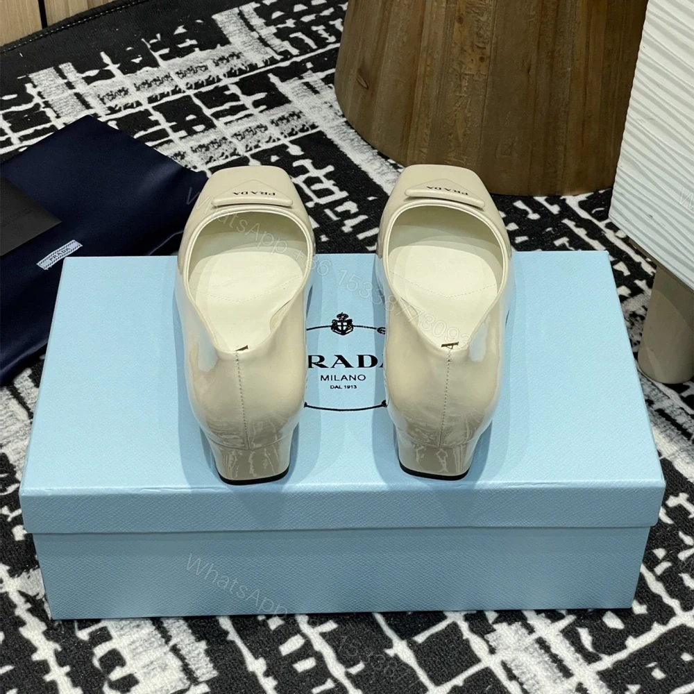 View 9 of 高仿Prada*1l628B方頭粗跟單鞋3.5CM白色免檢版