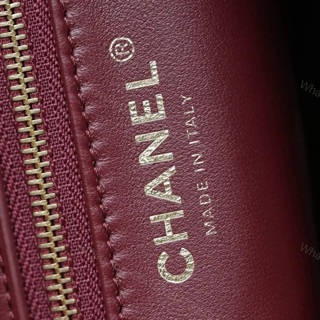 View 8 of 高仿Chanel*26A系列AS6223高級手工坊口蓋包酒紅色小號免檢版